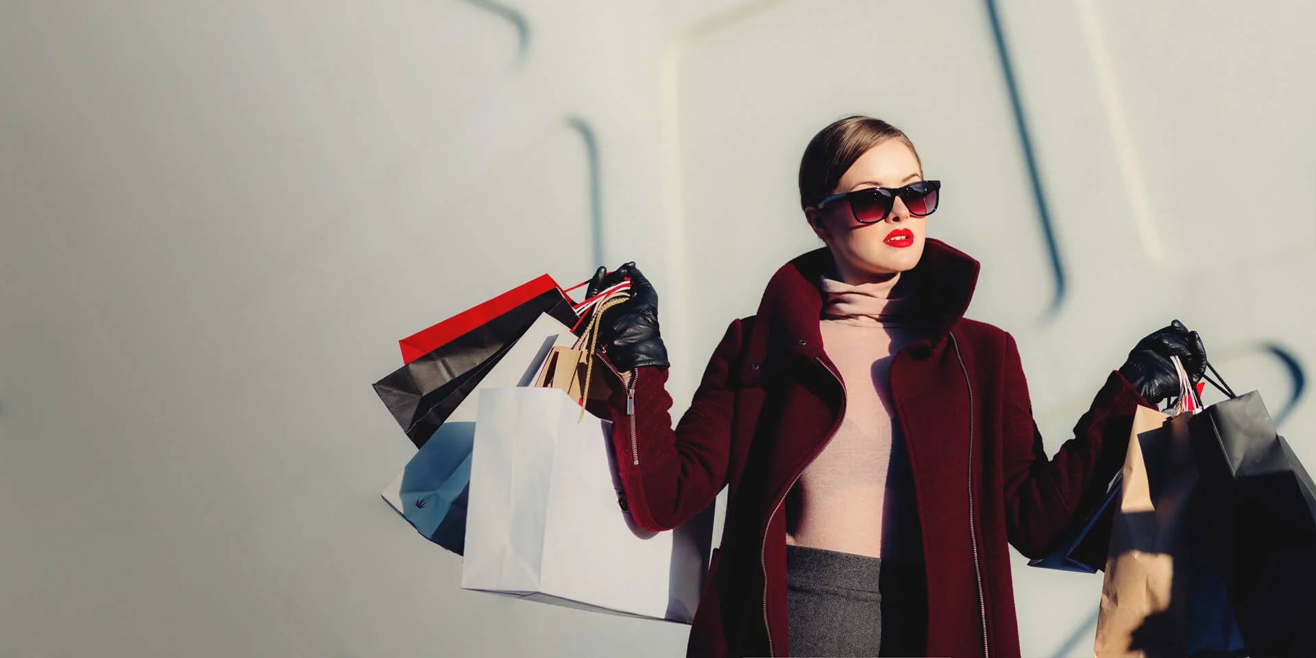 BLOG_6-technology-trends-reshaping-luxury-fashion-industry(1)